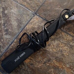 Jose Eber flat iron